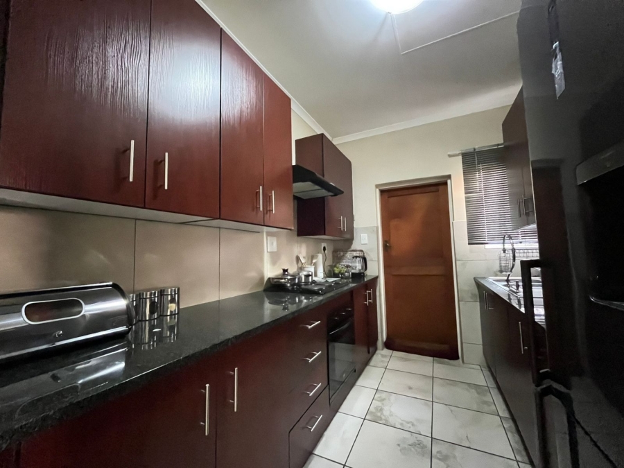 3 Bedroom Property for Sale in Waterkloof East North West